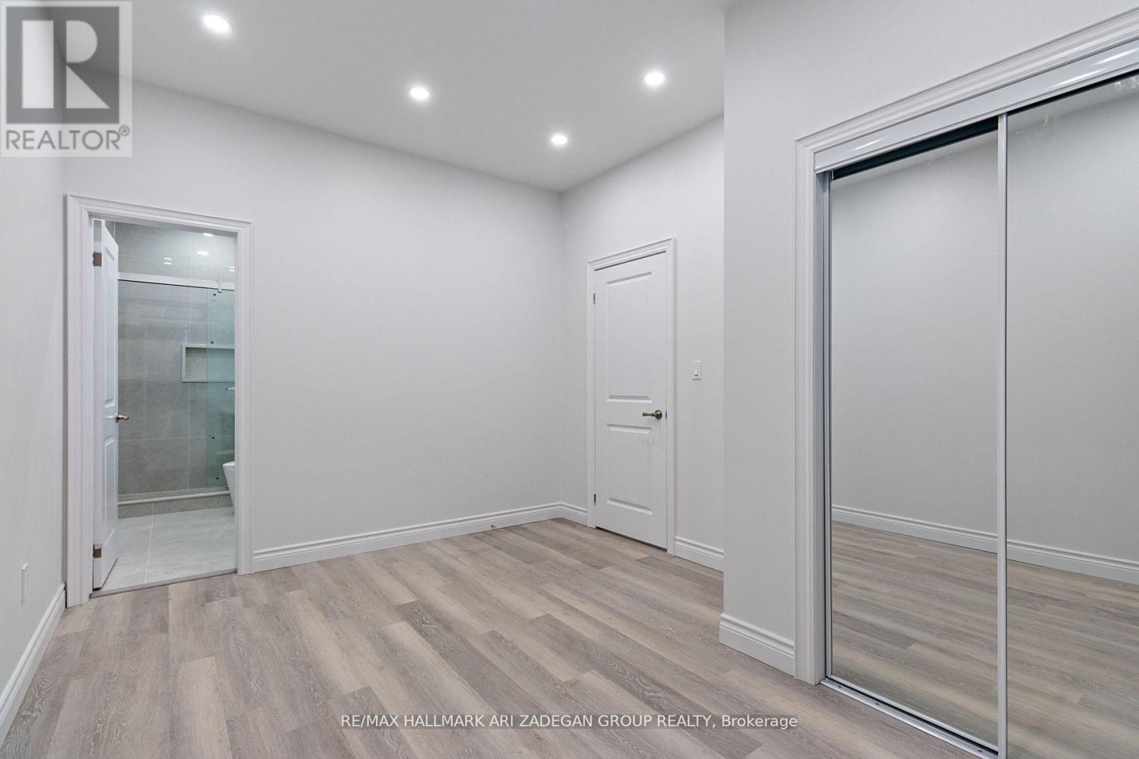 B - 177 The Queensway S, Georgina, ON - Indoor Photo Showing Other Room