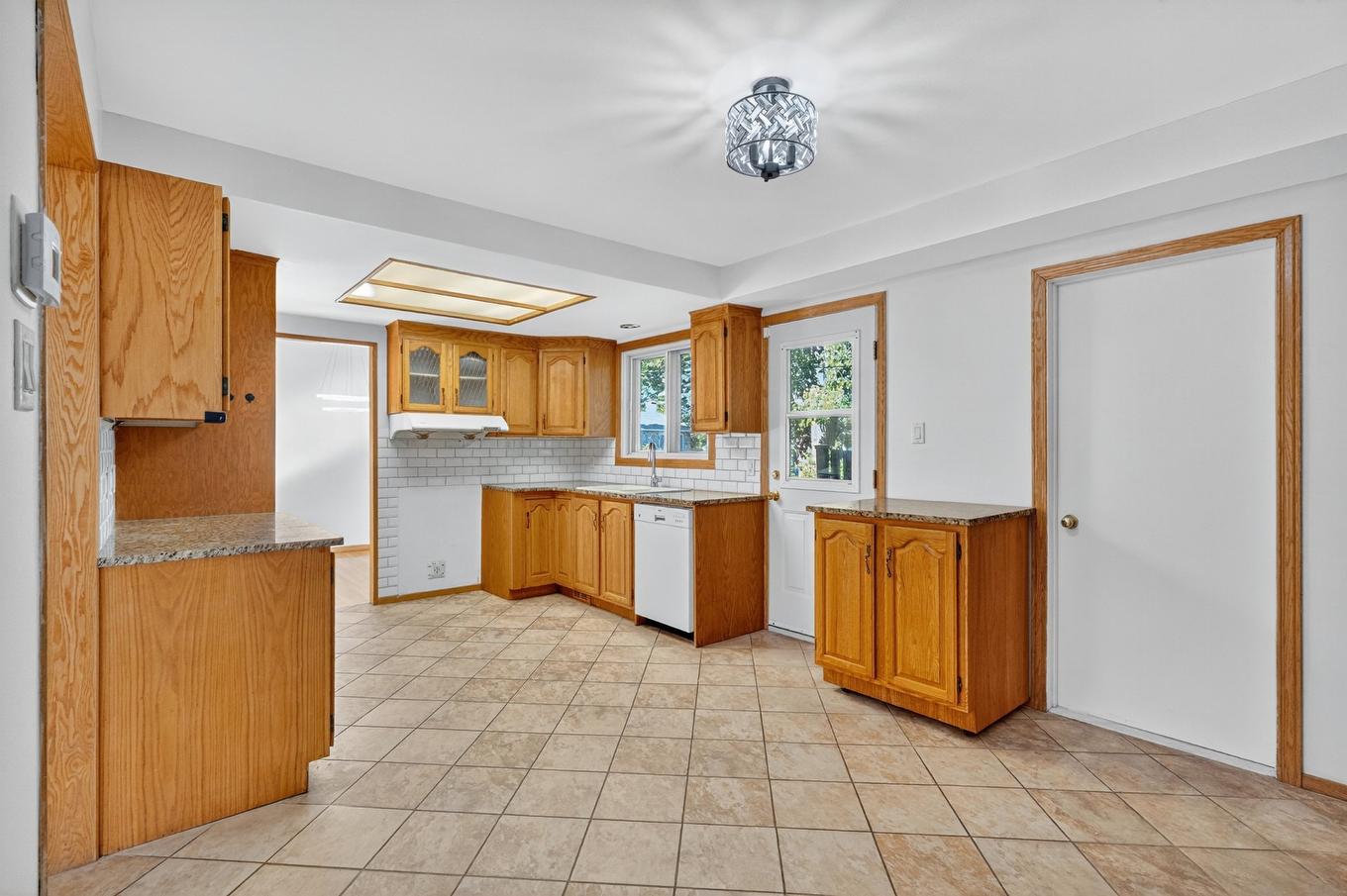 Kitchen - 3190 Place Byzance, Brossard, QC - Indoor Photo Showing Kitchen