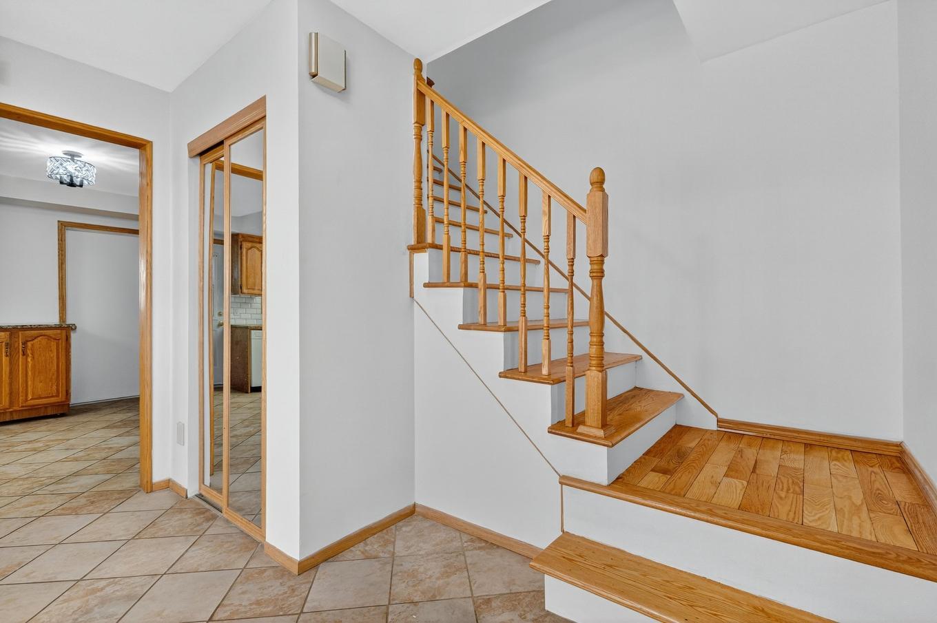 Staircase - 3190 Place Byzance, Brossard, QC - Indoor Photo Showing Other Room