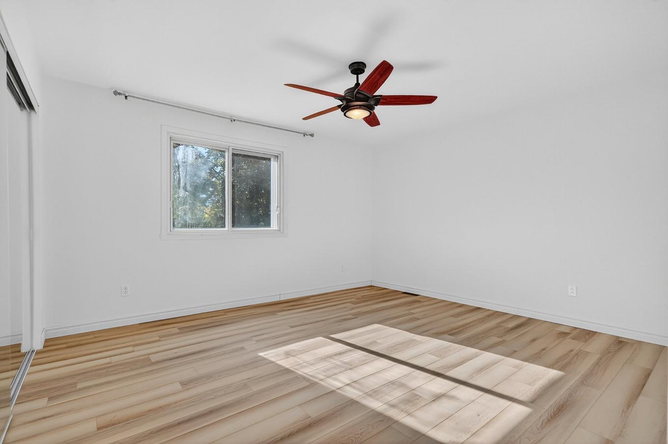 Primary bedroom - 3190 Place Byzance, Brossard, QC - Indoor Photo Showing Other Room