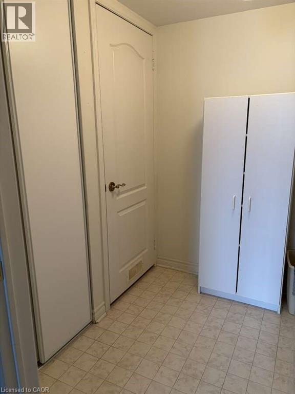 600 Silverbirch Boulevard Unit# 308, Mount Hope, ON - Indoor Photo Showing Other Room