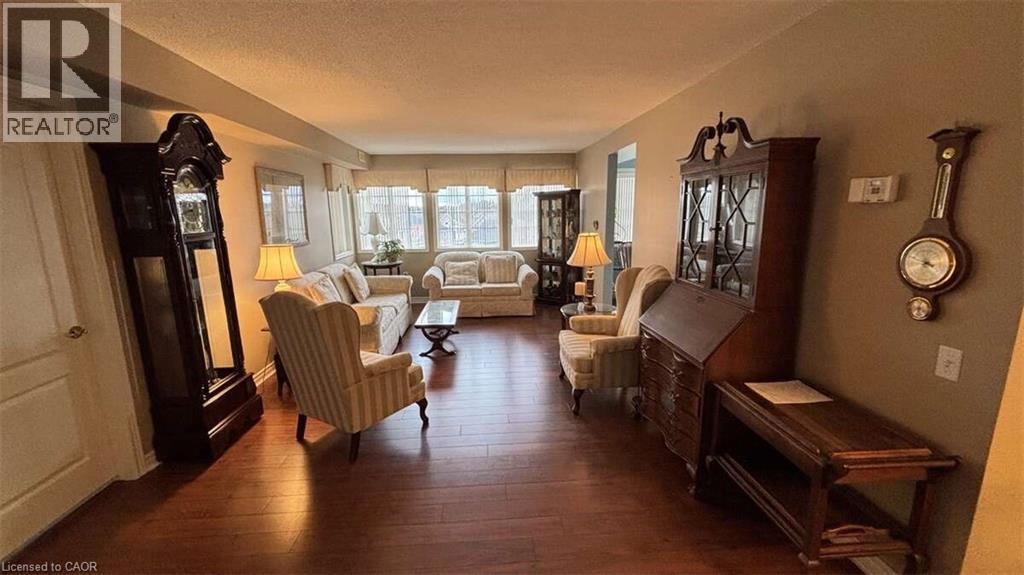 600 Silverbirch Boulevard Unit# 308, Mount Hope, ON - Indoor