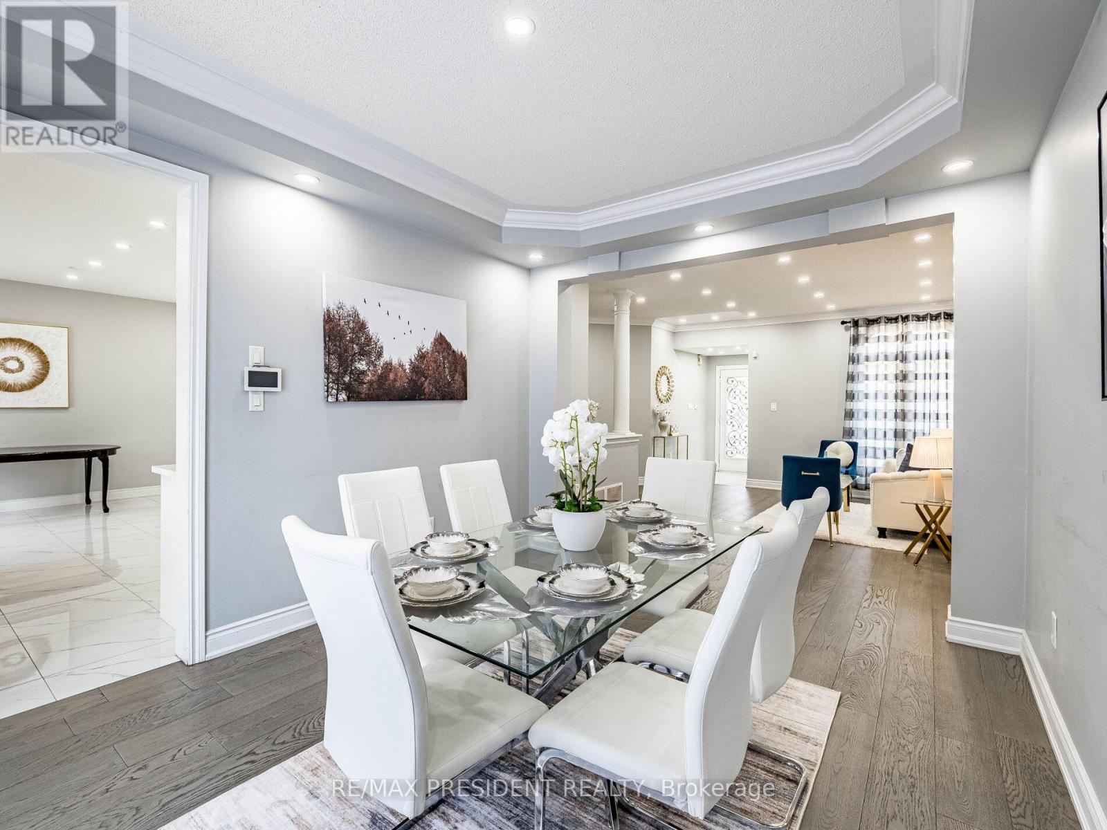 20 Monabelle Crescent, Brampton, ON - Indoor Photo Showing Dining Room