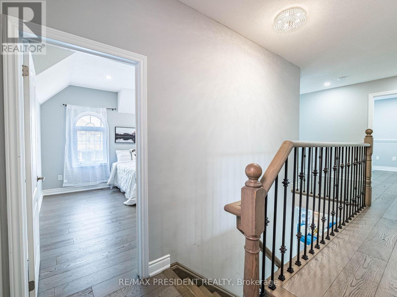 20 Monabelle Crescent, Brampton, ON - Indoor Photo Showing Other Room
