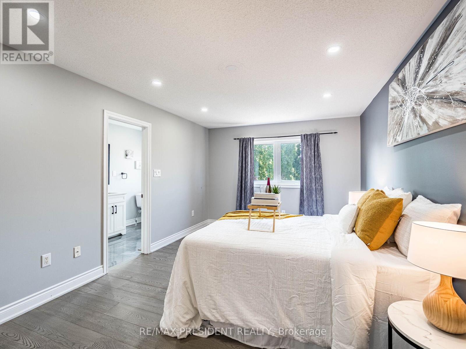 20 Monabelle Crescent, Brampton, ON - Indoor Photo Showing Bedroom