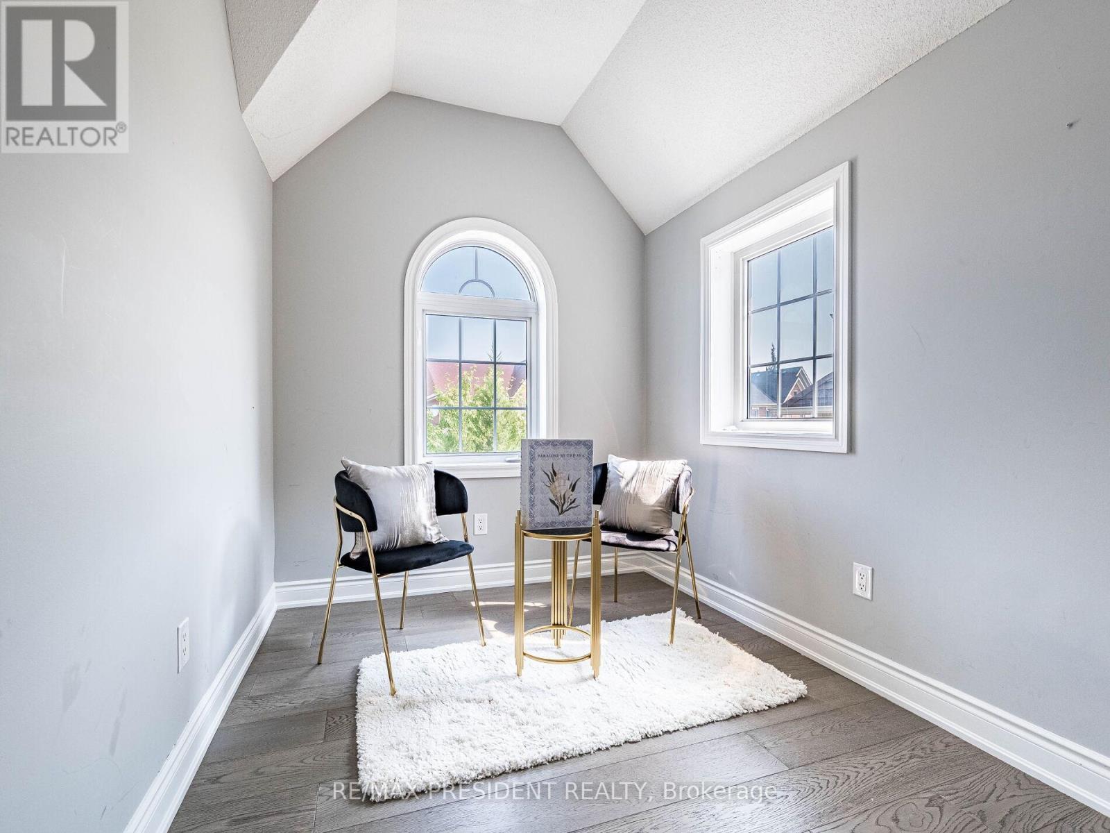 20 Monabelle Crescent, Brampton, ON - Indoor