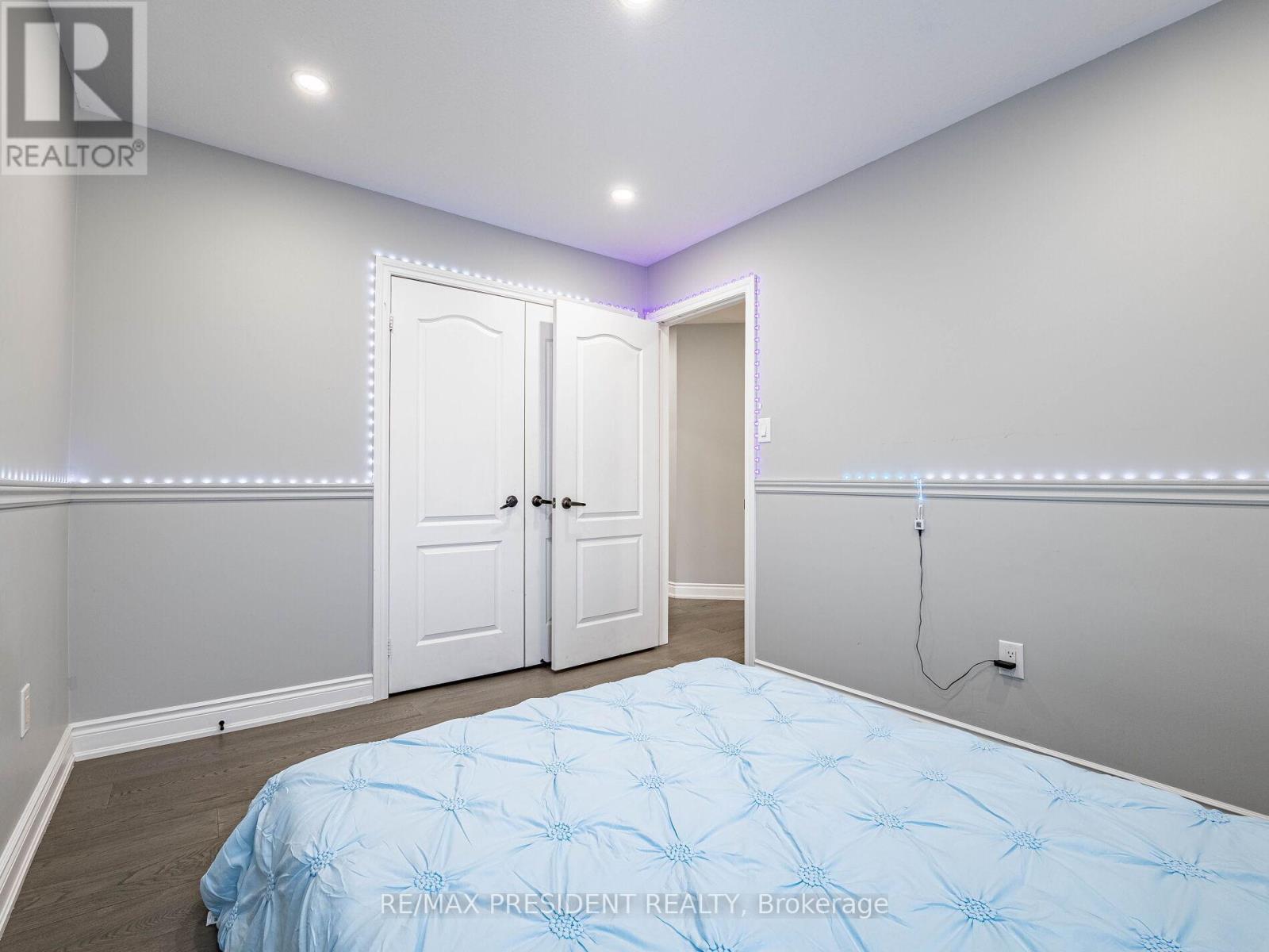 20 Monabelle Crescent, Brampton, ON - Indoor Photo Showing Bedroom
