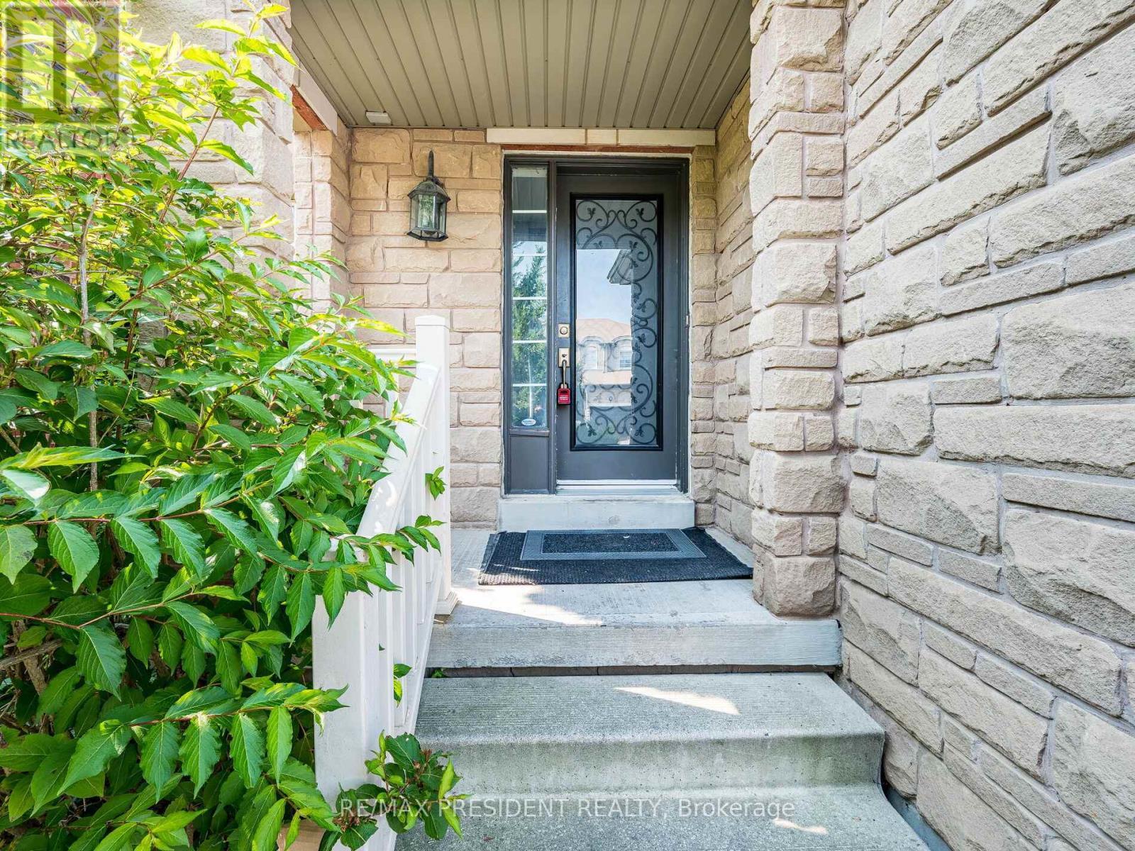 20 Monabelle Crescent, Brampton, ON - Outdoor