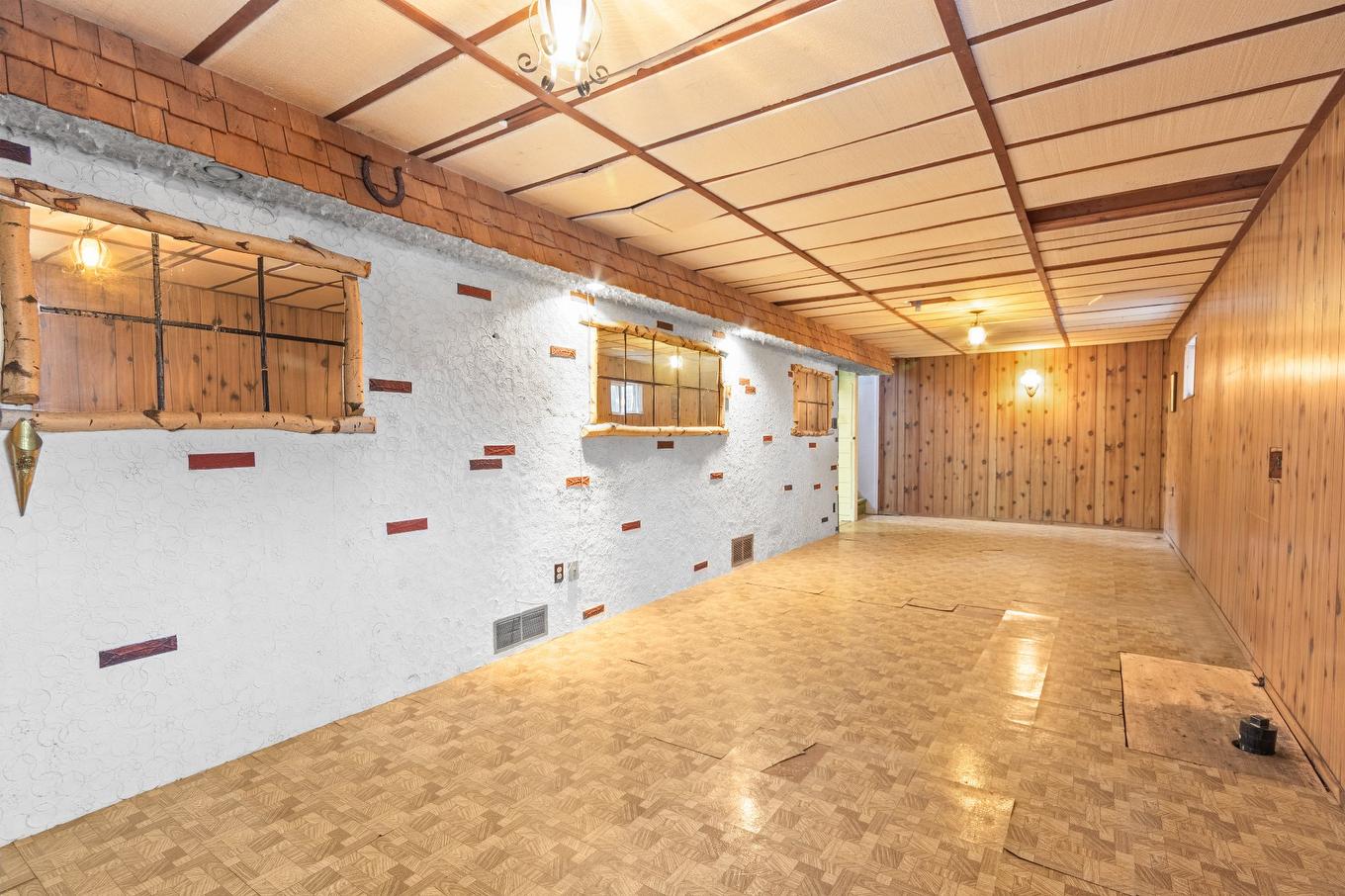 Family room - 60 Rue Du Mont-Plaisant, Châteauguay, QC - Indoor Photo Showing Other Room