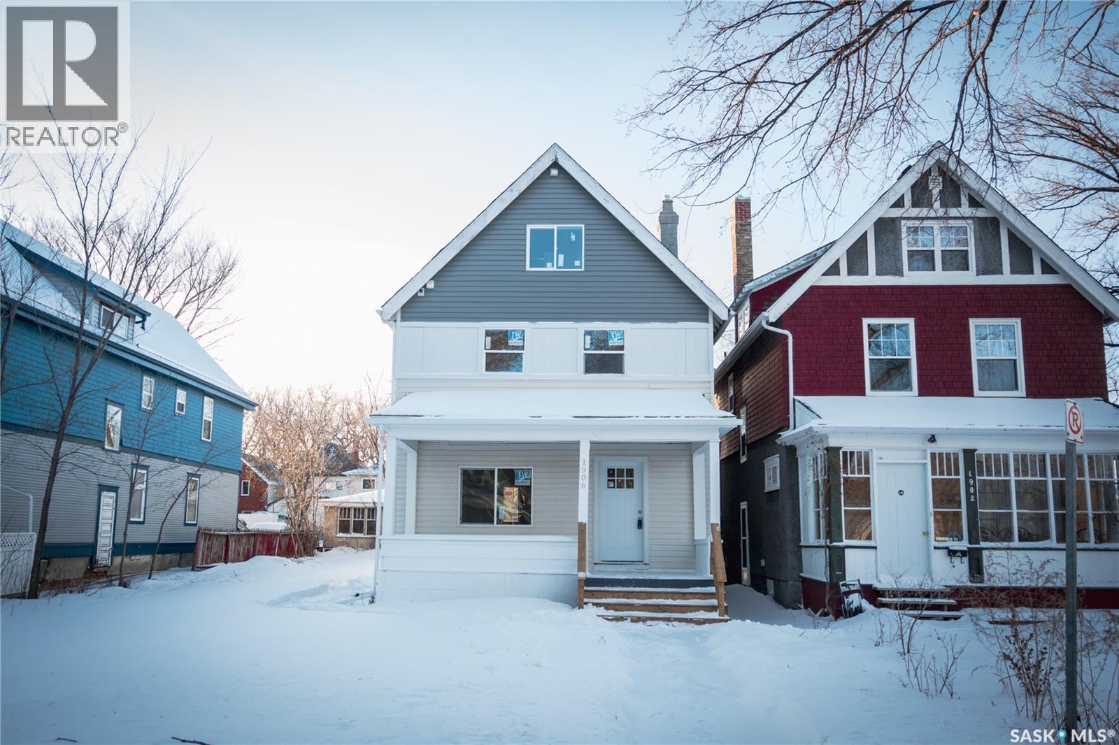 1906 Cameron Street, Regina, SK - Outdoor With Facade
