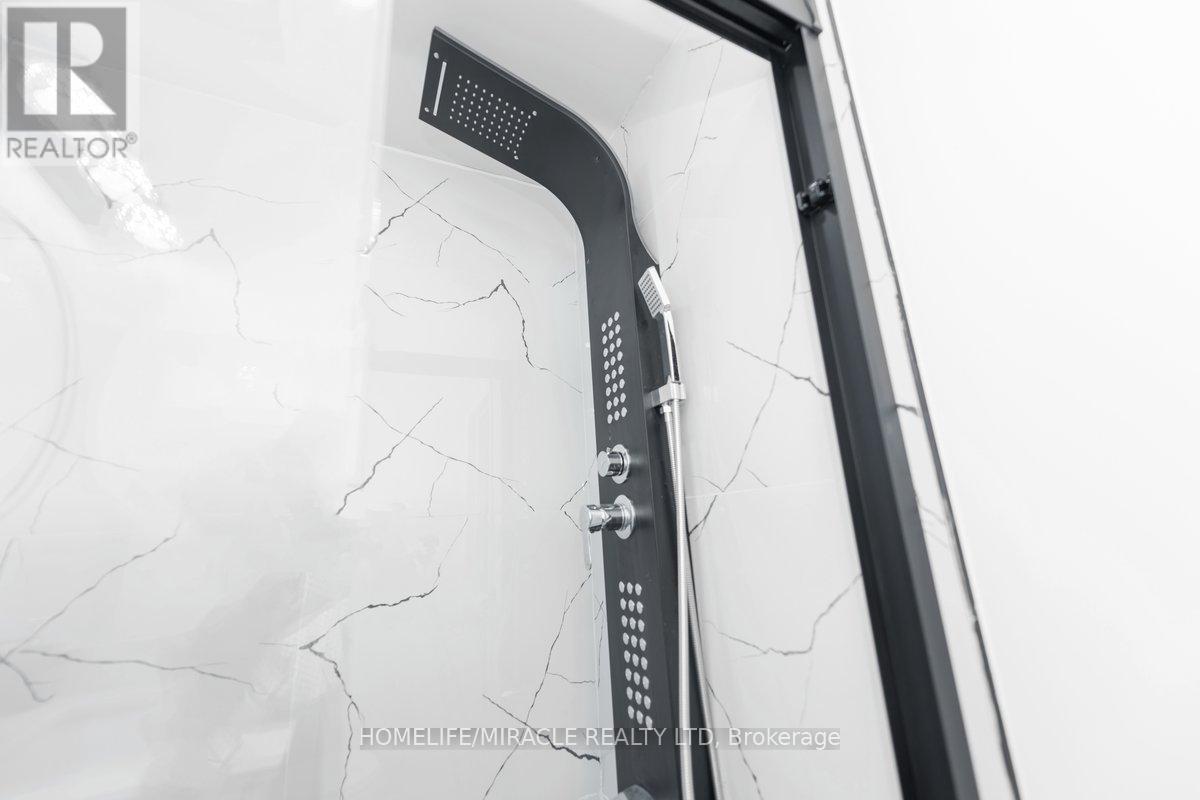 195 Randi Road, Mississauga, ON -