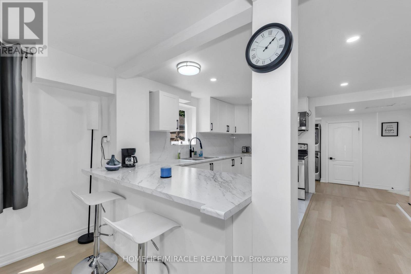 195 Randi Road, Mississauga, ON - Indoor