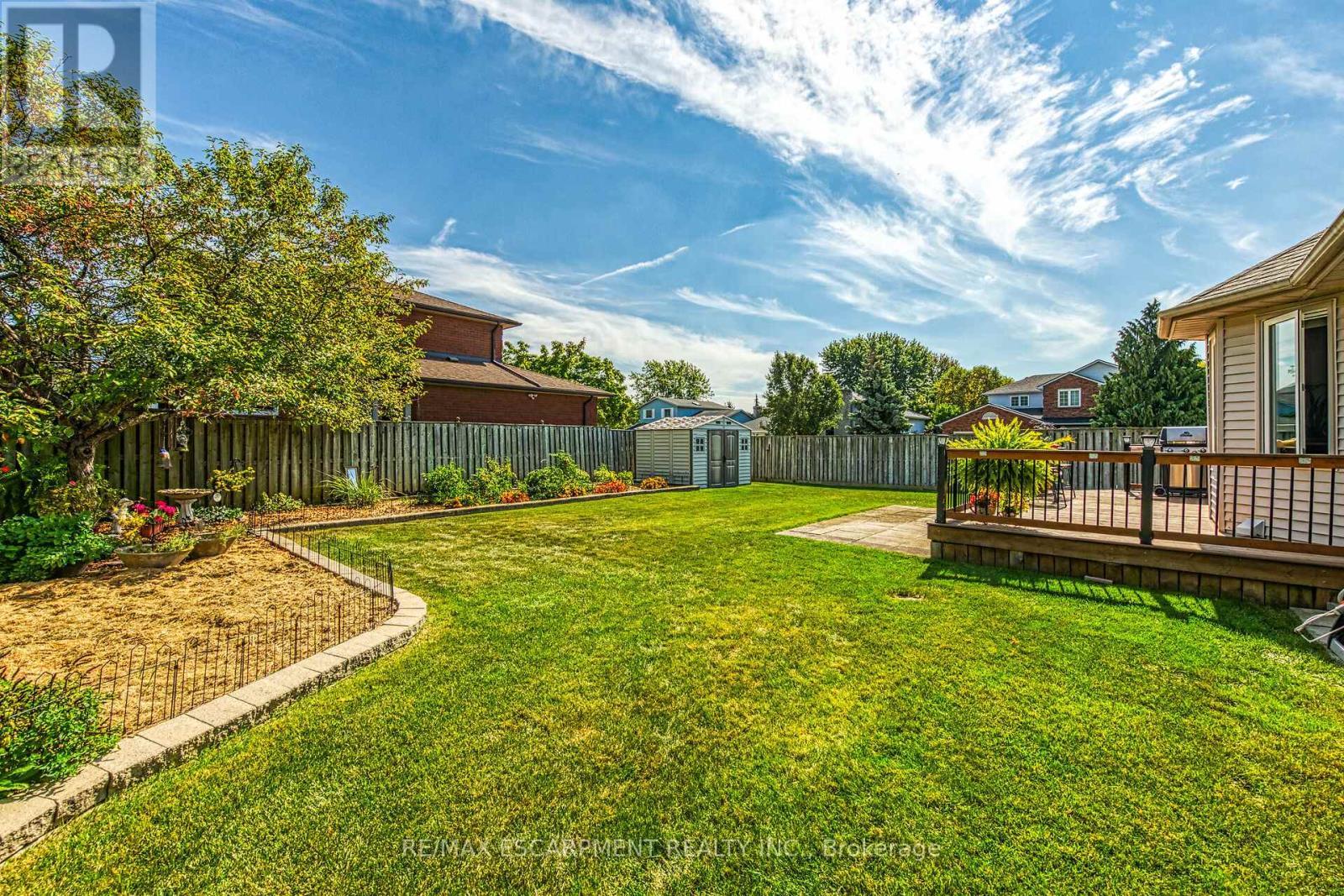 35 Highland Boulevard, Haldimand, ON - Outdoor With Deck Patio Veranda