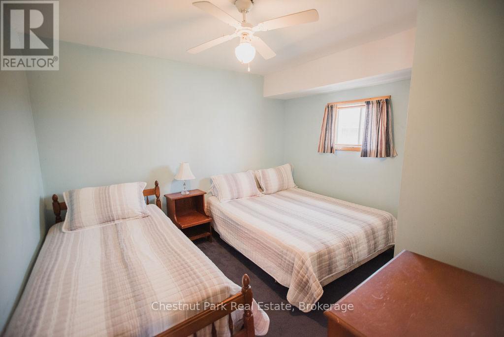 2 bedroom unit on Main floor of Motel Building - 51 Stevens Road, Temagami, ON