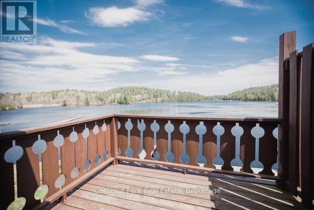 2 bedroom unit on upper floor of main lodge - 51 Stevens Road, Temagami, ON