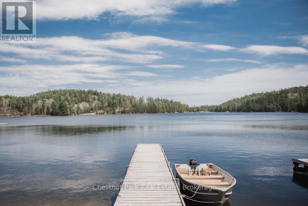 Cassels Lake - 51 Stevens Road, Temagami, ON