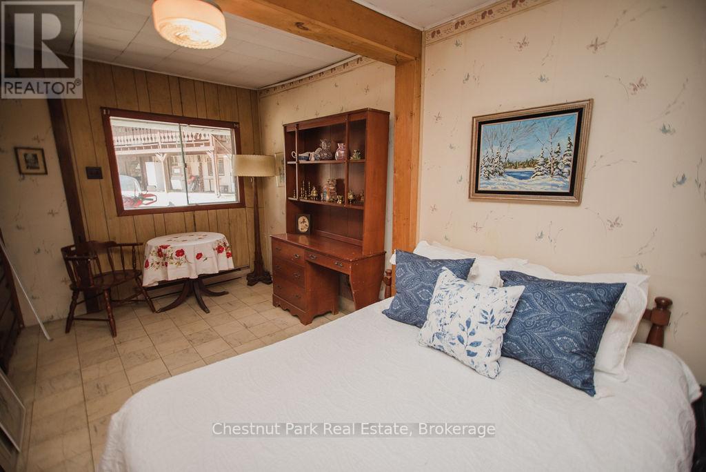 Owner's suite - 51 Stevens Road, Temagami, ON