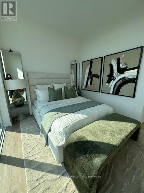 418 - 415 Sea Ray Avenue, Innisfil, ON - Indoor Photo Showing Bedroom