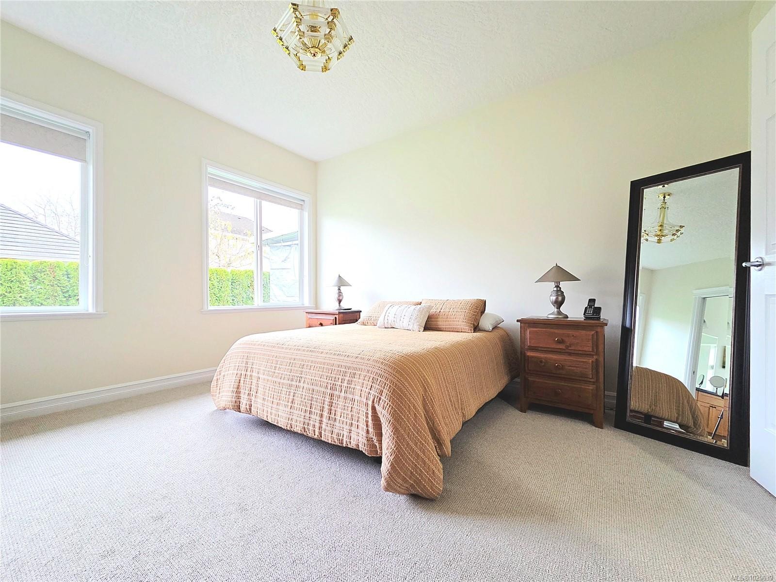 2040 Sussex Dr, Courtenay, BC