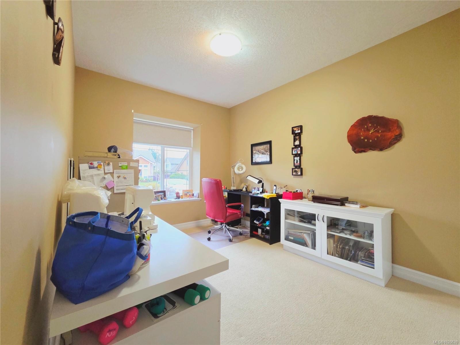 2040 Sussex Dr, Courtenay, BC