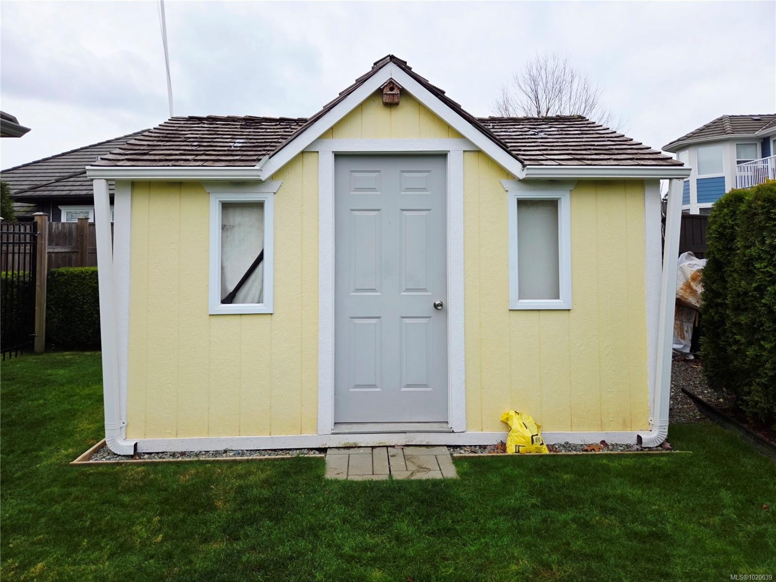 2040 Sussex Dr, Courtenay, BC