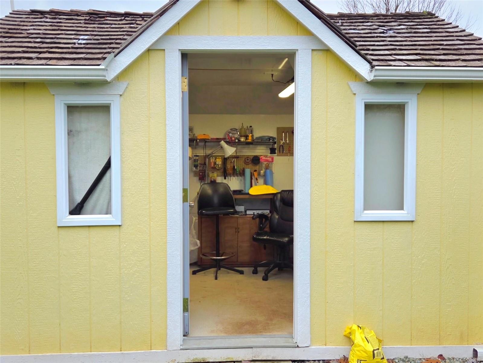 2040 Sussex Dr, Courtenay, BC