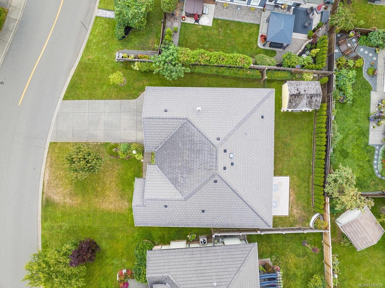 2040 Sussex Dr, Courtenay, BC