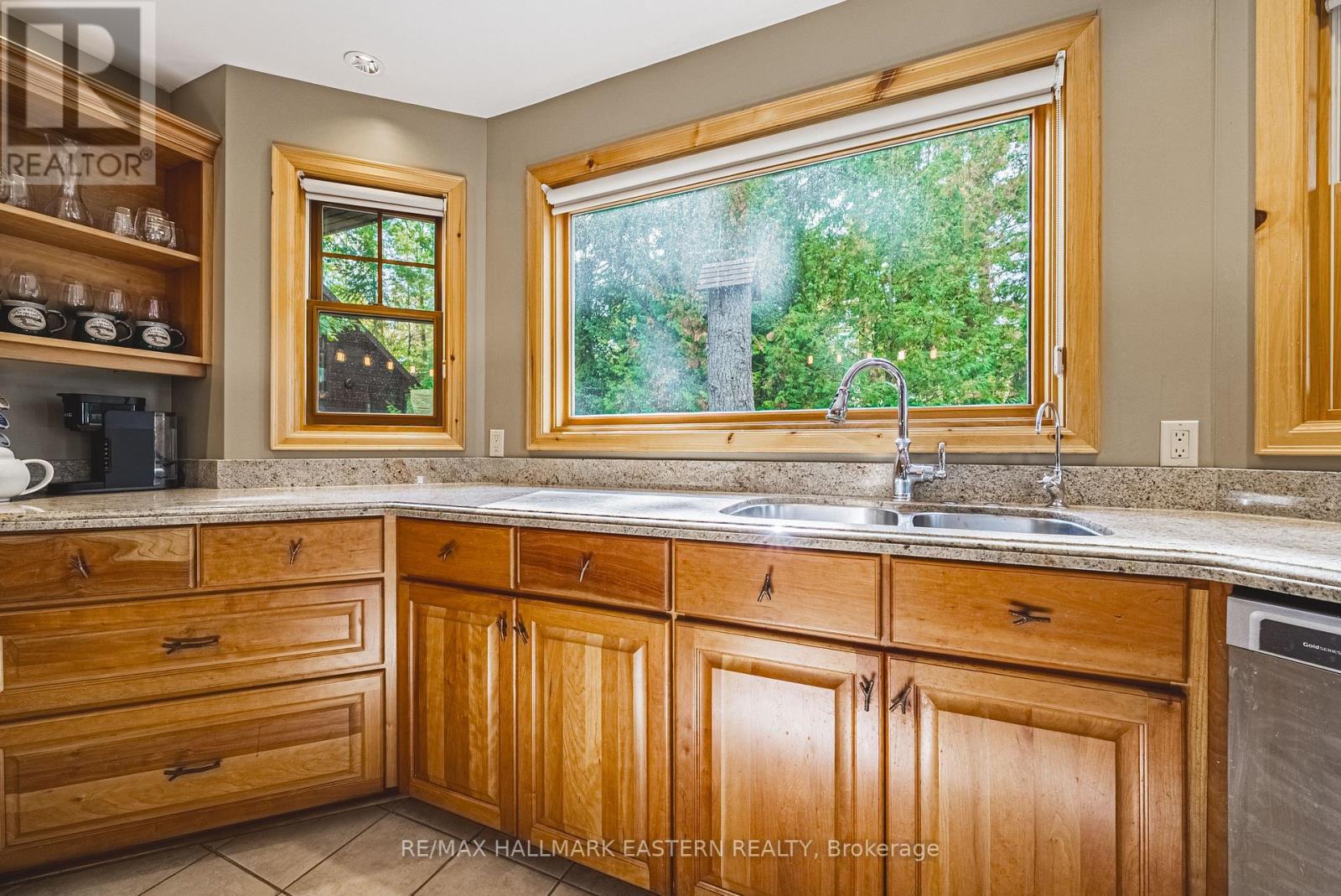 538 Rishor Avenue, Douro-Dummer, ON - Indoor Photo Showing Kitchen With Double Sink