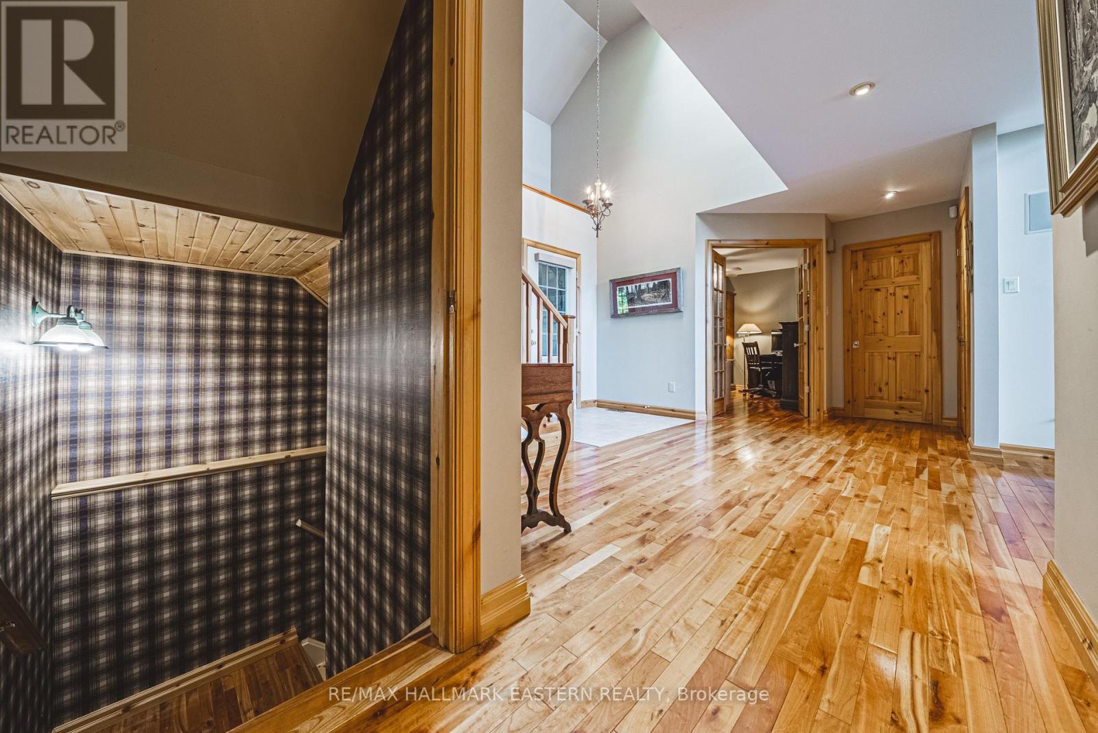 538 Rishor Avenue, Douro-Dummer, ON - Indoor Photo Showing Other Room