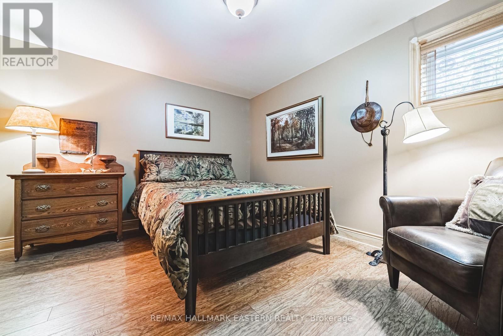 538 Rishor Avenue, Douro-Dummer, ON - Indoor Photo Showing Bedroom