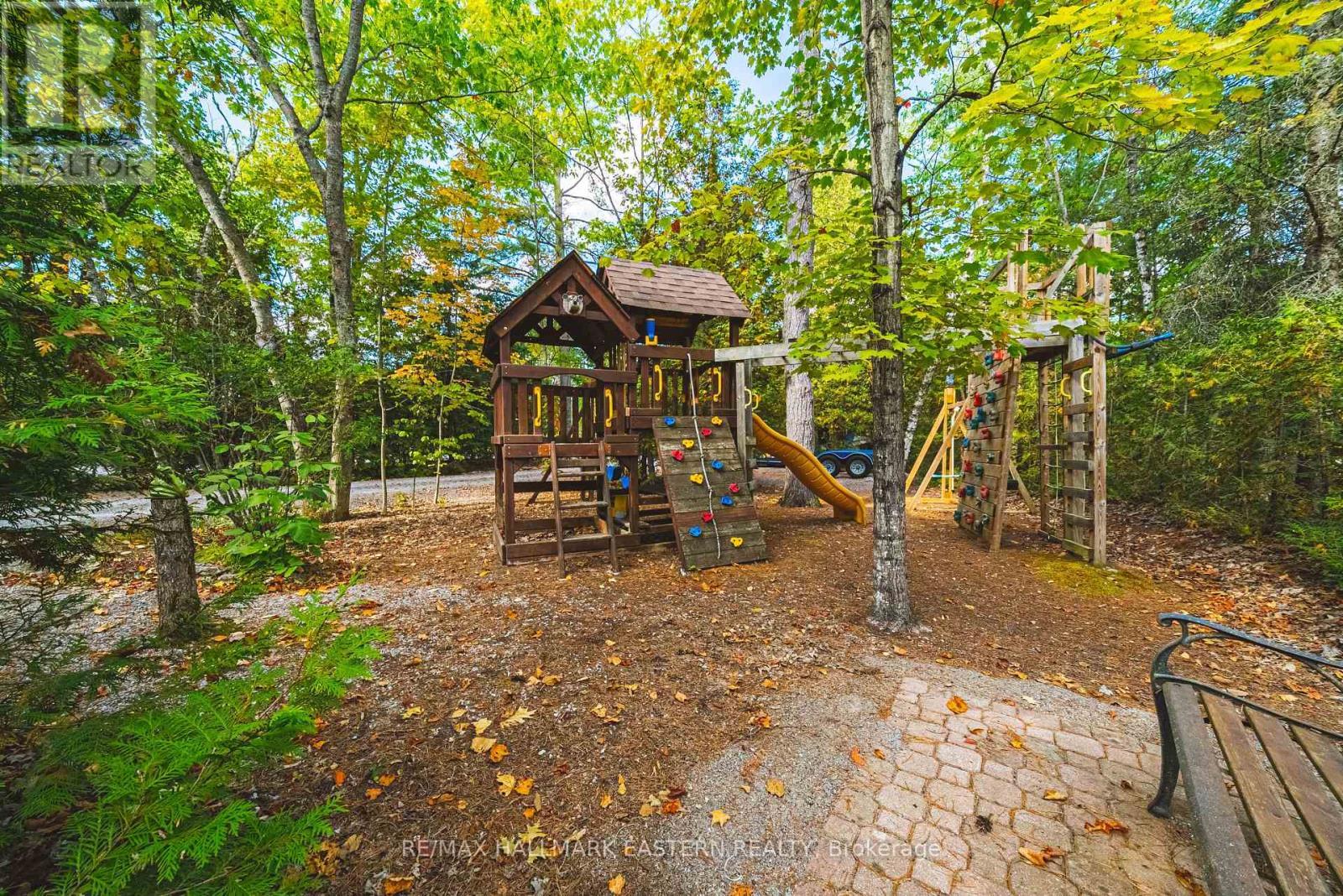 538 Rishor Avenue, Douro-Dummer, ON - Outdoor