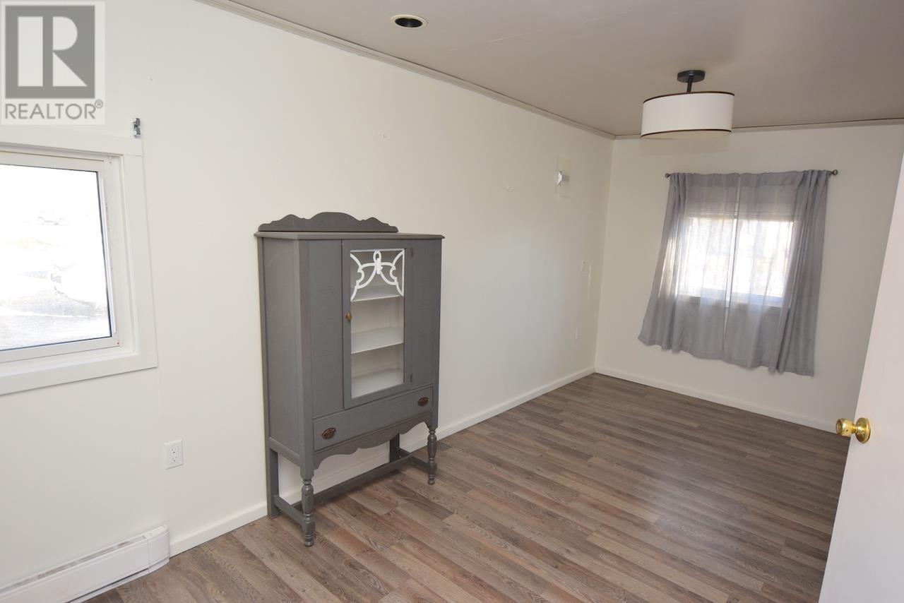 23 Main St, Iron Bridge, ON - Indoor Photo Showing Other Room