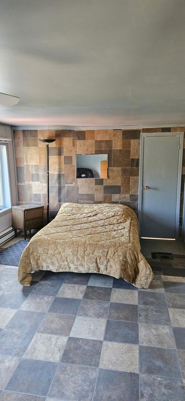 Bedroom - 62 Rue Paradis, Saint-Raphaël, QC - Indoor Photo Showing Bedroom