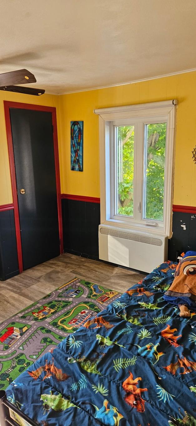 Bedroom - 62 Rue Paradis, Saint-Raphaël, QC - Indoor Photo Showing Bedroom