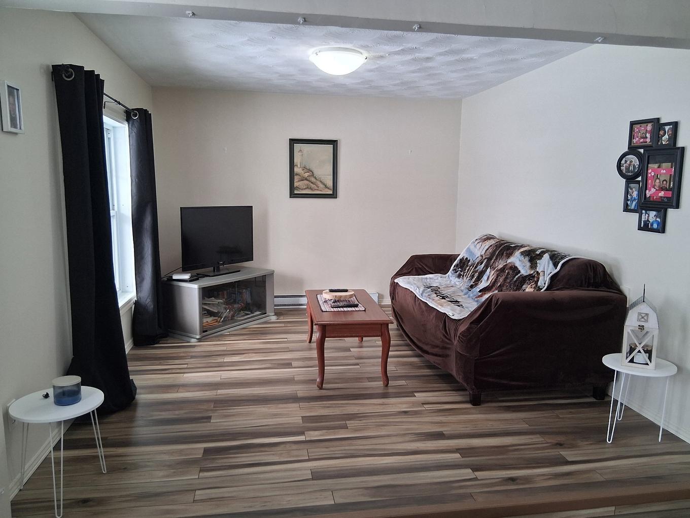 Living room - 258 Route 105, Messines, QC - Indoor