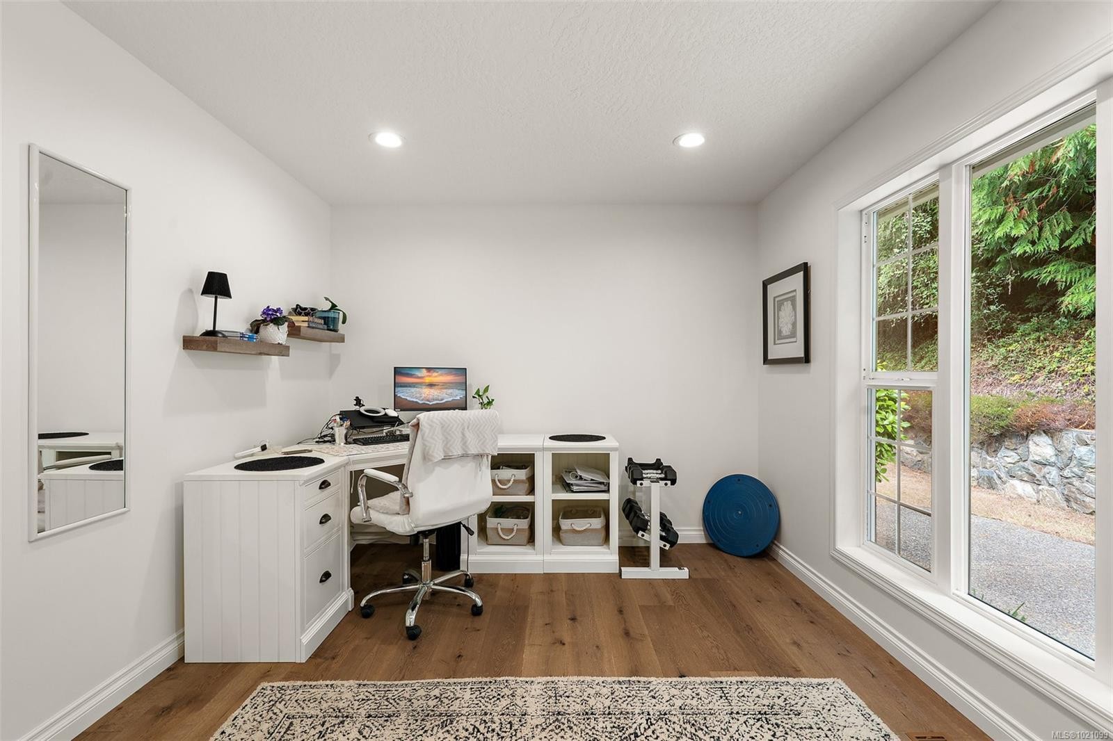 11327 Nitinat Rd, North Saanich, BC