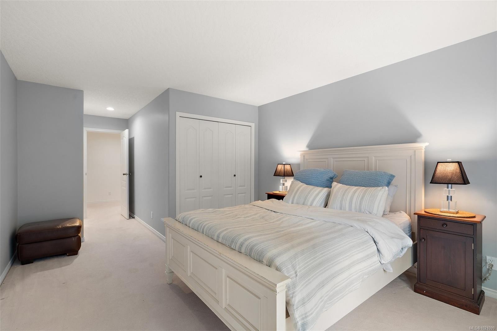 11327 Nitinat Rd, North Saanich, BC