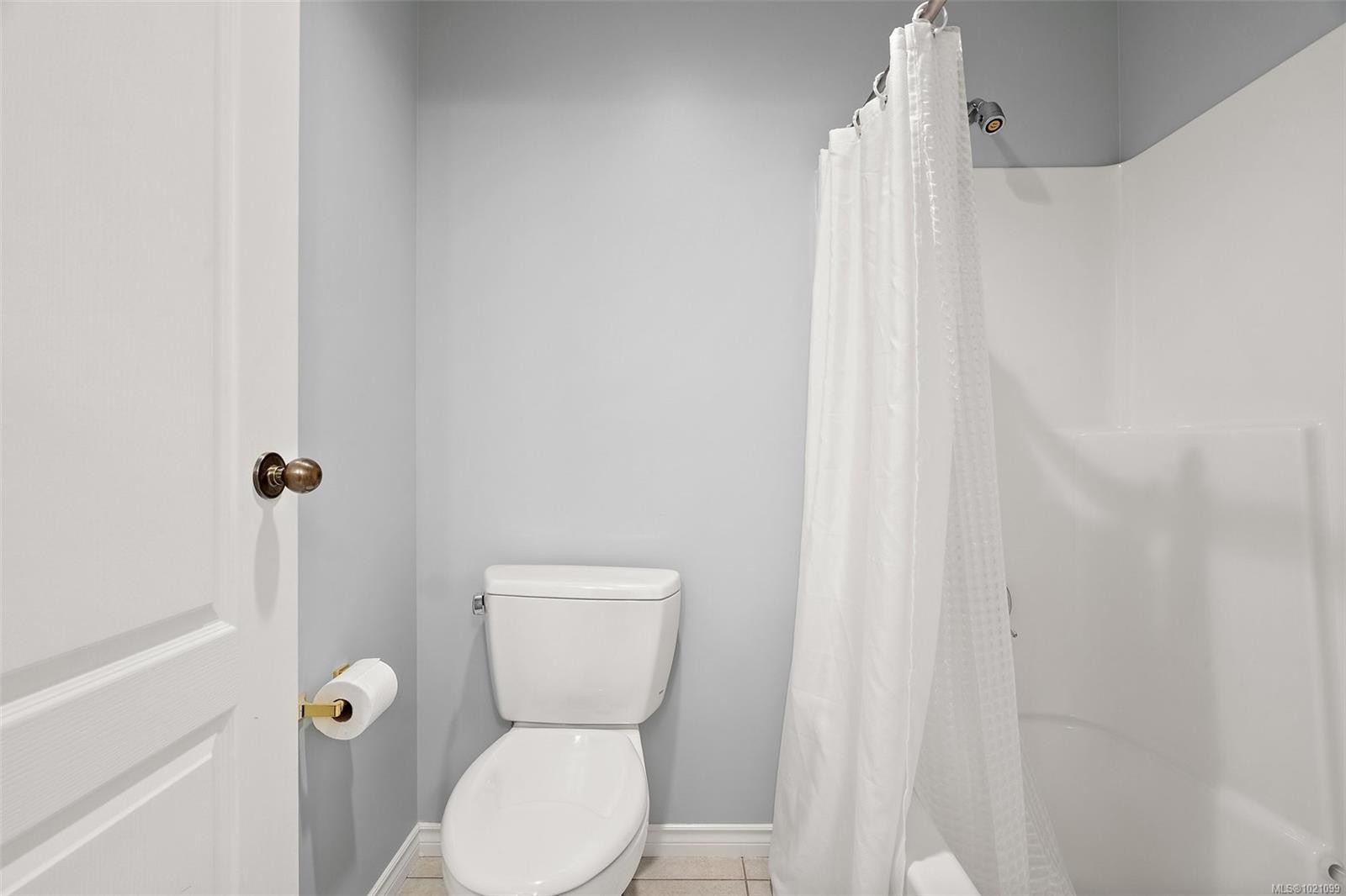 11327 Nitinat Rd, North Saanich, BC