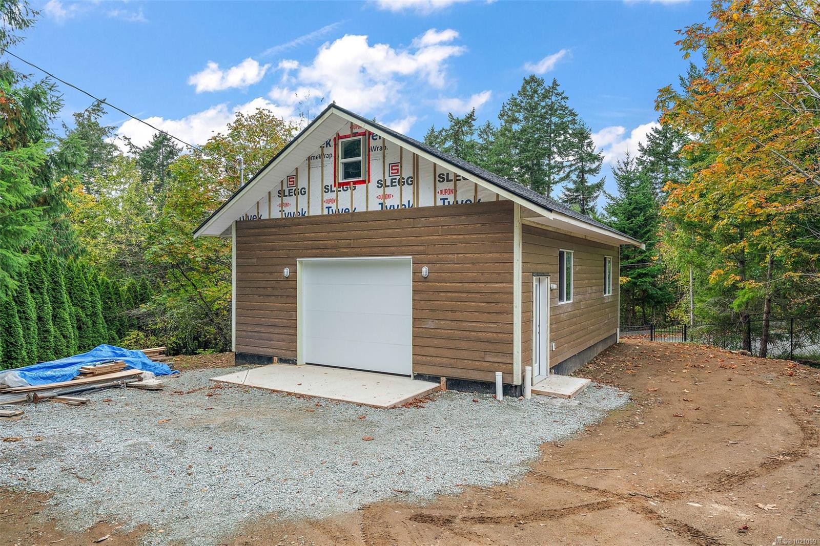 11327 Nitinat Rd, North Saanich, BC