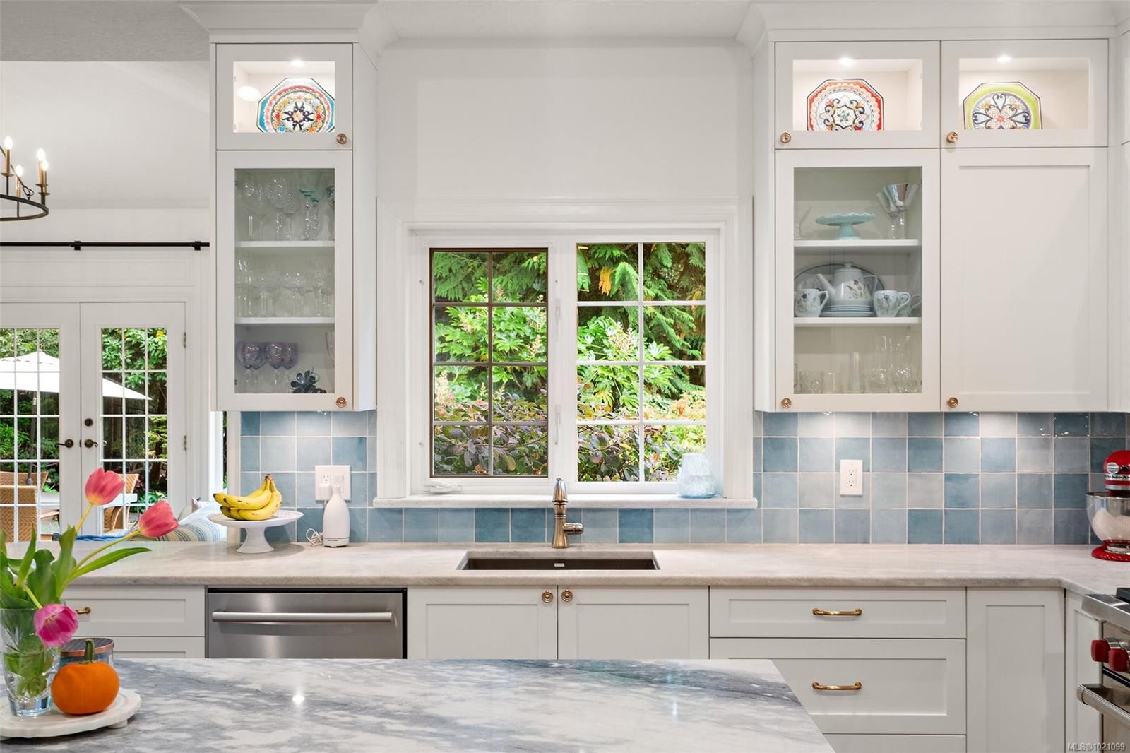 11327 Nitinat Rd, North Saanich, BC