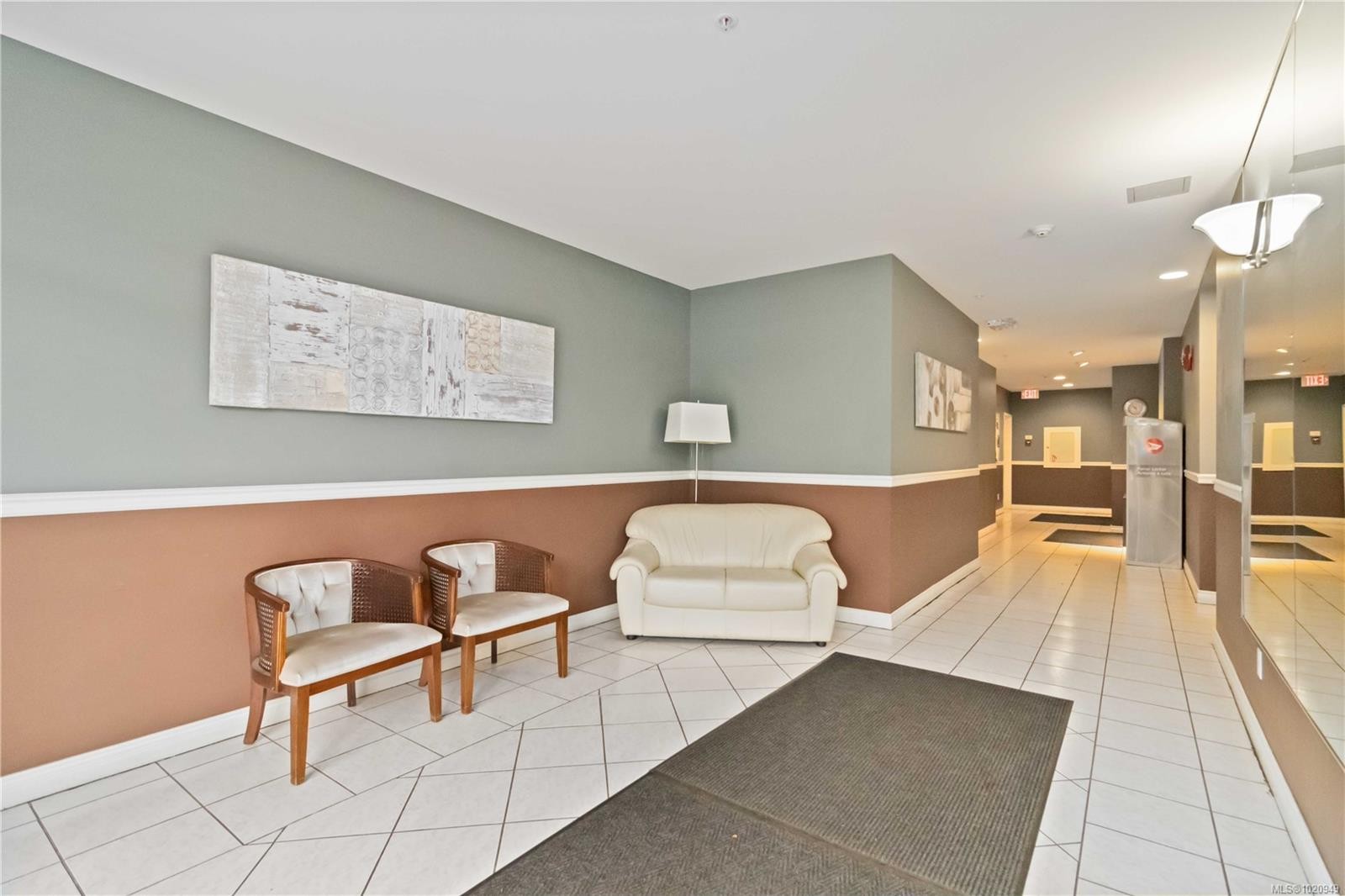 404-1063 Southgate St, Victoria, BC - Indoor Photo Showing Other Room