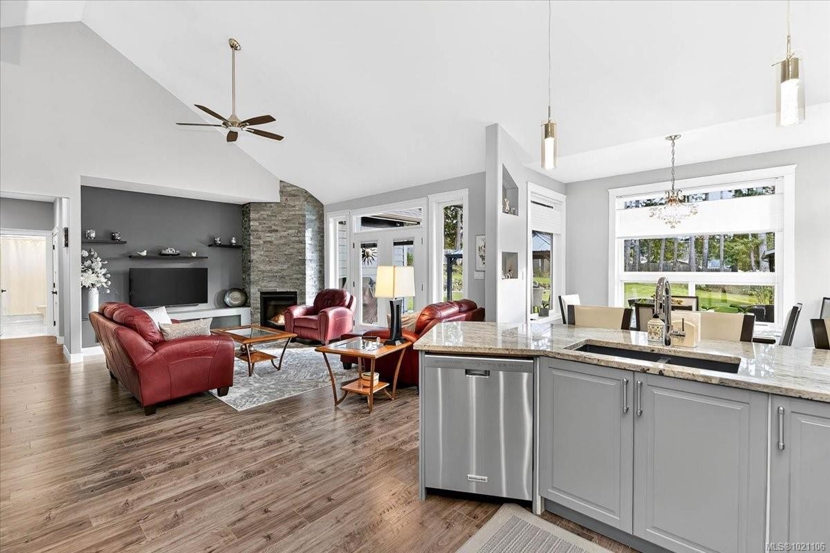 5150 Maebelle Rd, Port Alberni, BC