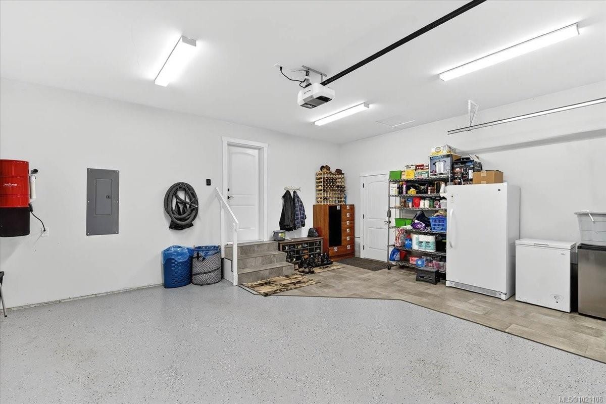 5150 Maebelle Rd, Port Alberni, BC