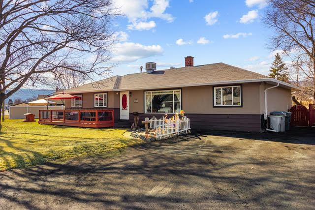 601 Regina Avenue, Kamloops, BC - Outdoor With Deck Patio Veranda