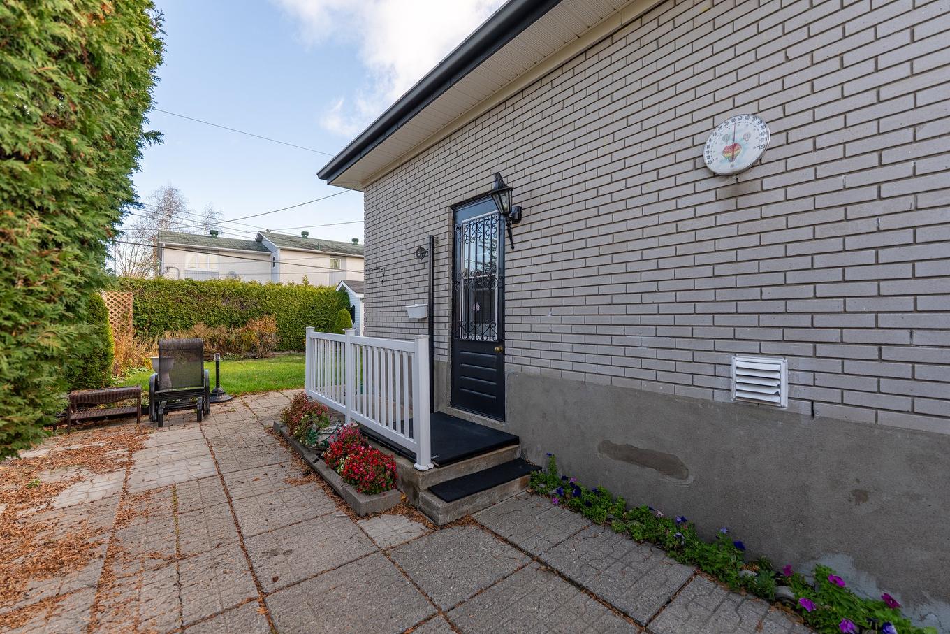 Exterior entrance - 2559 Rue Joliette, Longueuil (Le Vieux-Longueuil), QC - Outdoor