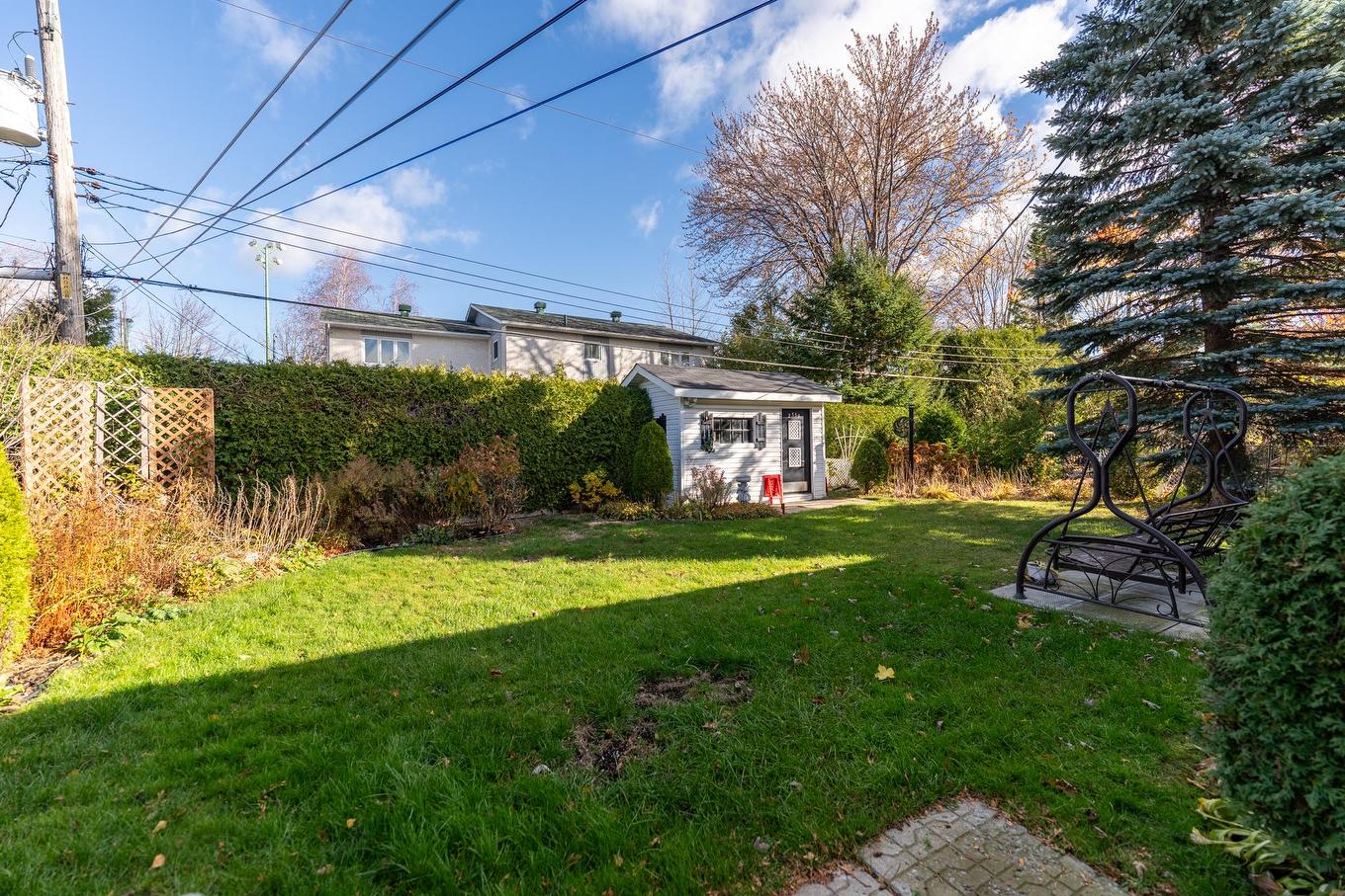 Backyard - 2559 Rue Joliette, Longueuil (Le Vieux-Longueuil), QC - Outdoor