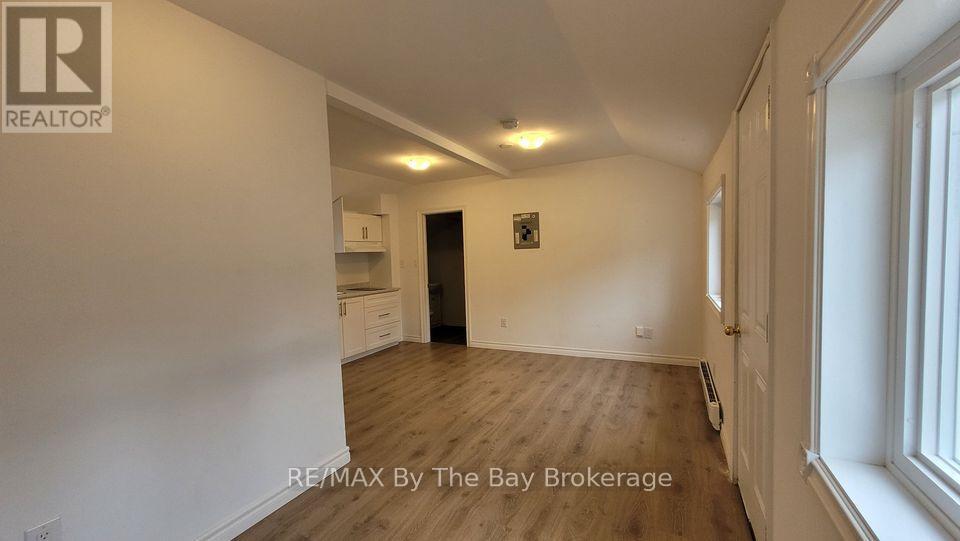 D03 - 280 River Road E, Wasaga Beach, ON - Indoor Photo Showing Other Room