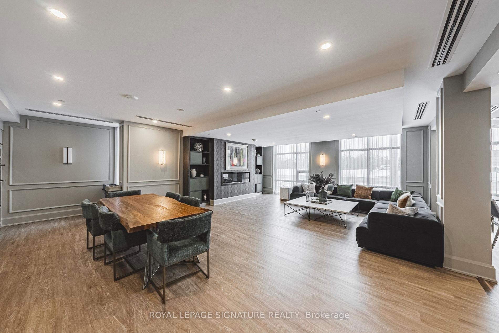 102-470 Dundas Street E, Hamilton, ON - Indoor