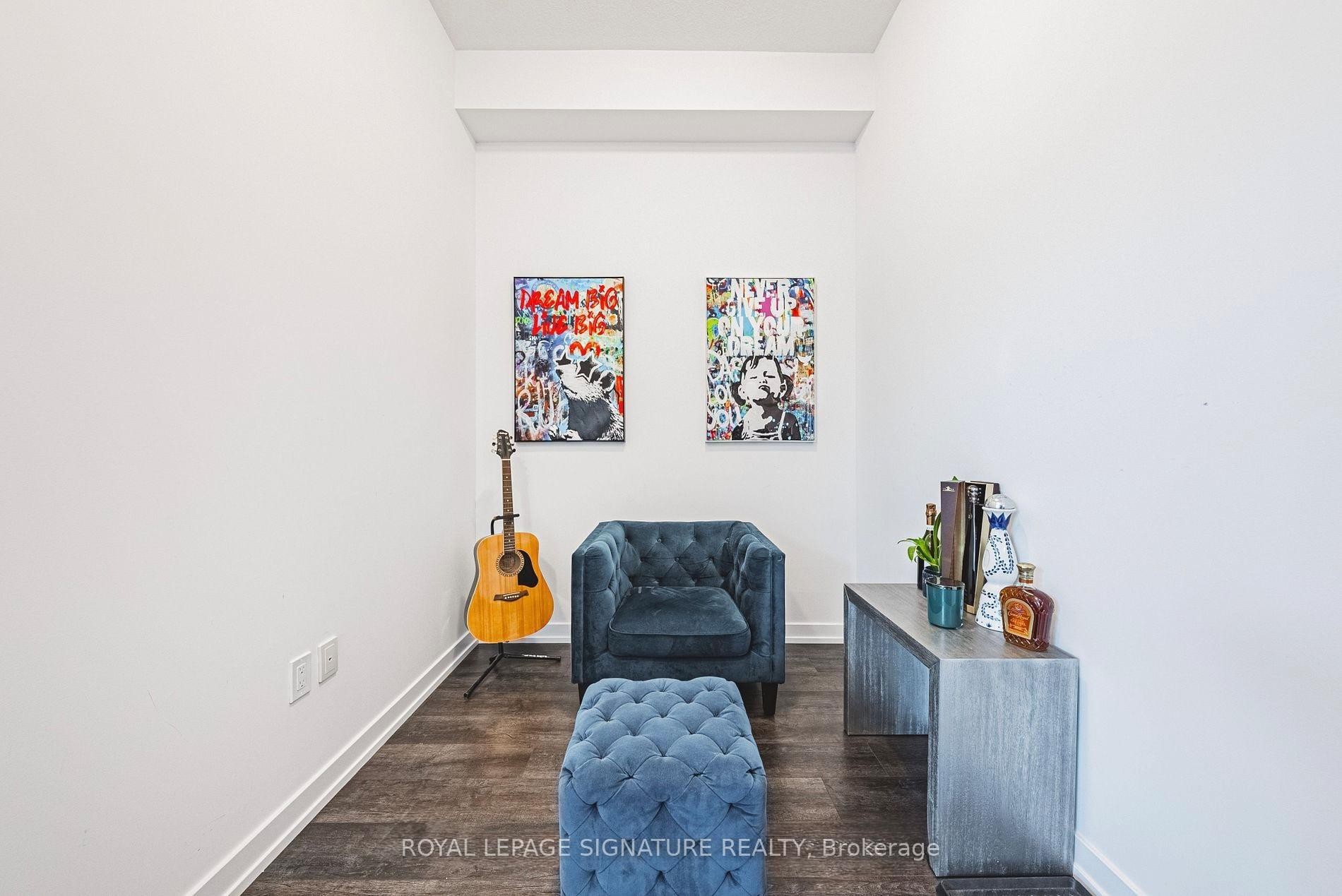 102-470 Dundas Street E, Hamilton, ON - Indoor