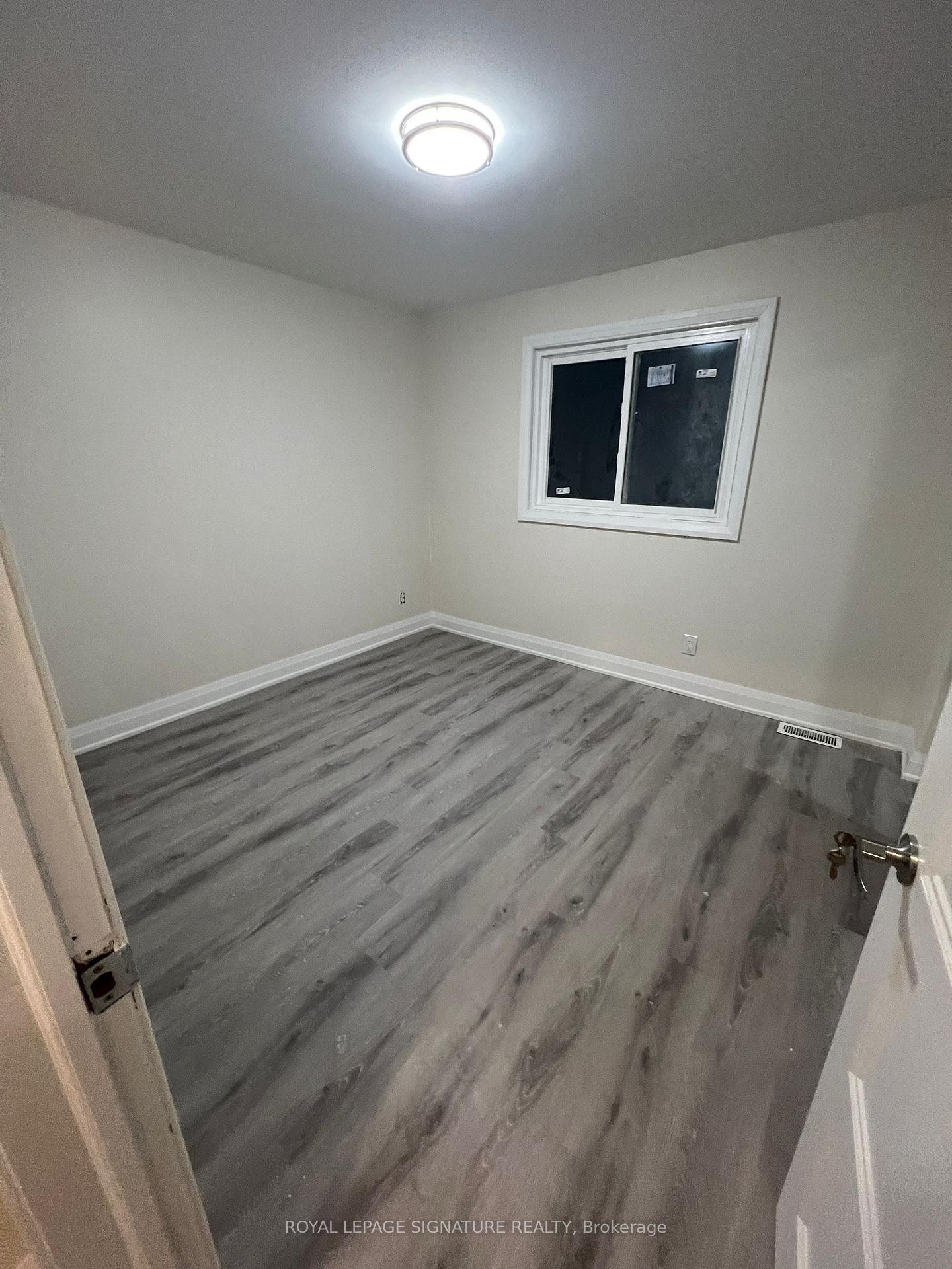 Main Level-58 Satchell Boulevard, Toronto, ON - Indoor Photo Showing Other Room